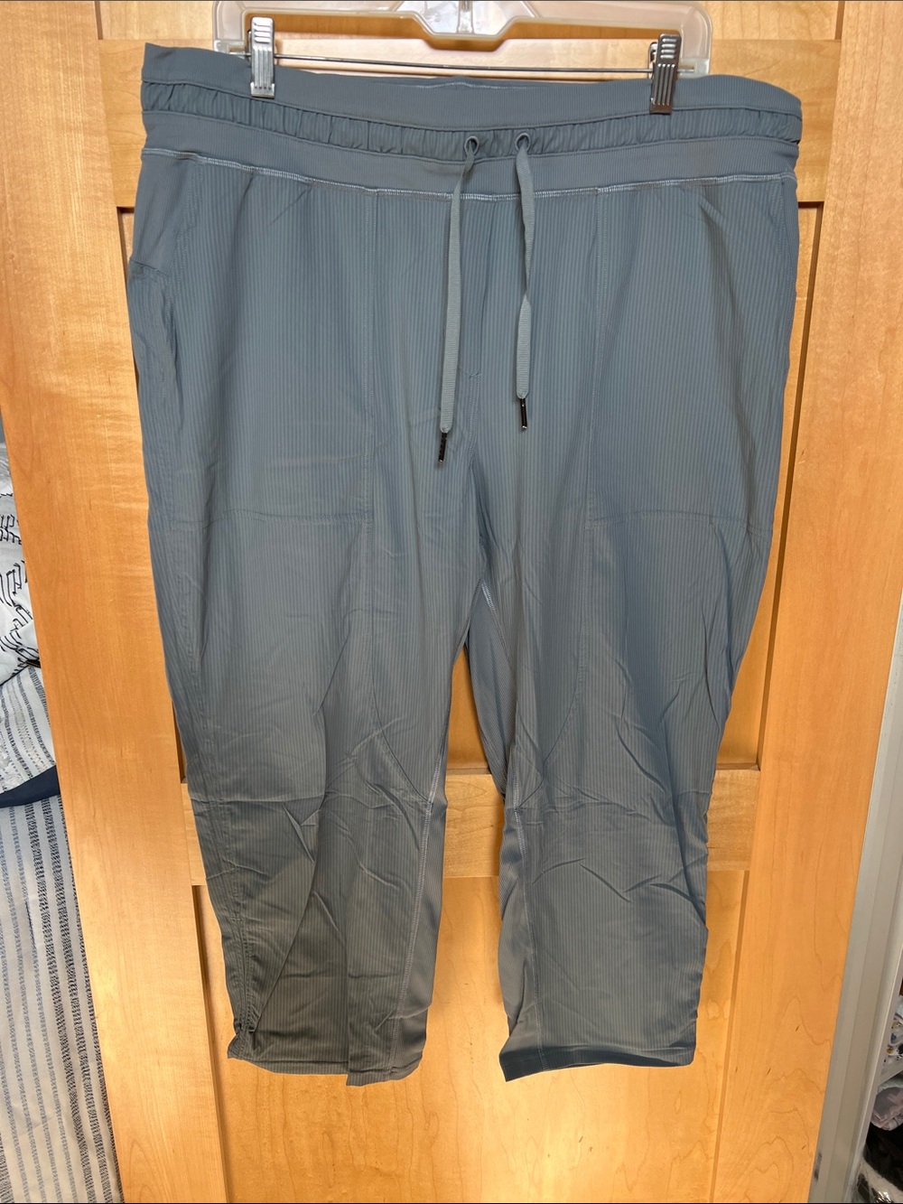 lululemon athletica Slate blue Drawstring Crops